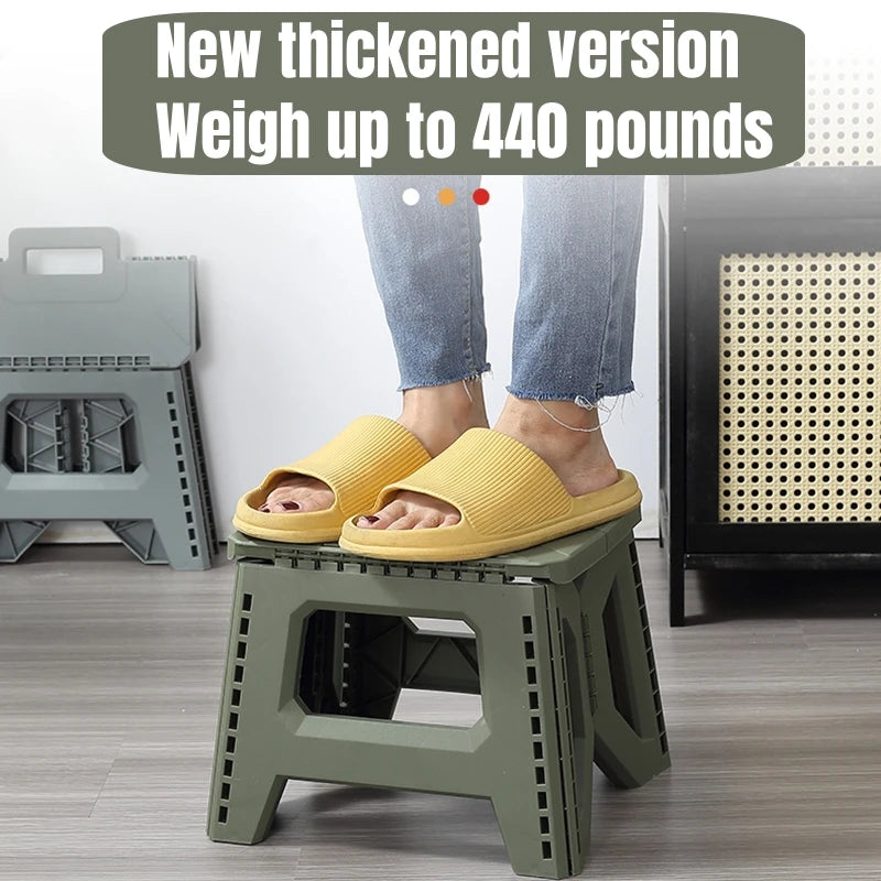 Extra-Thick Folding Handheld Stool, Portable Stool for Adults, Low Stool for Outdoor and Home Camping