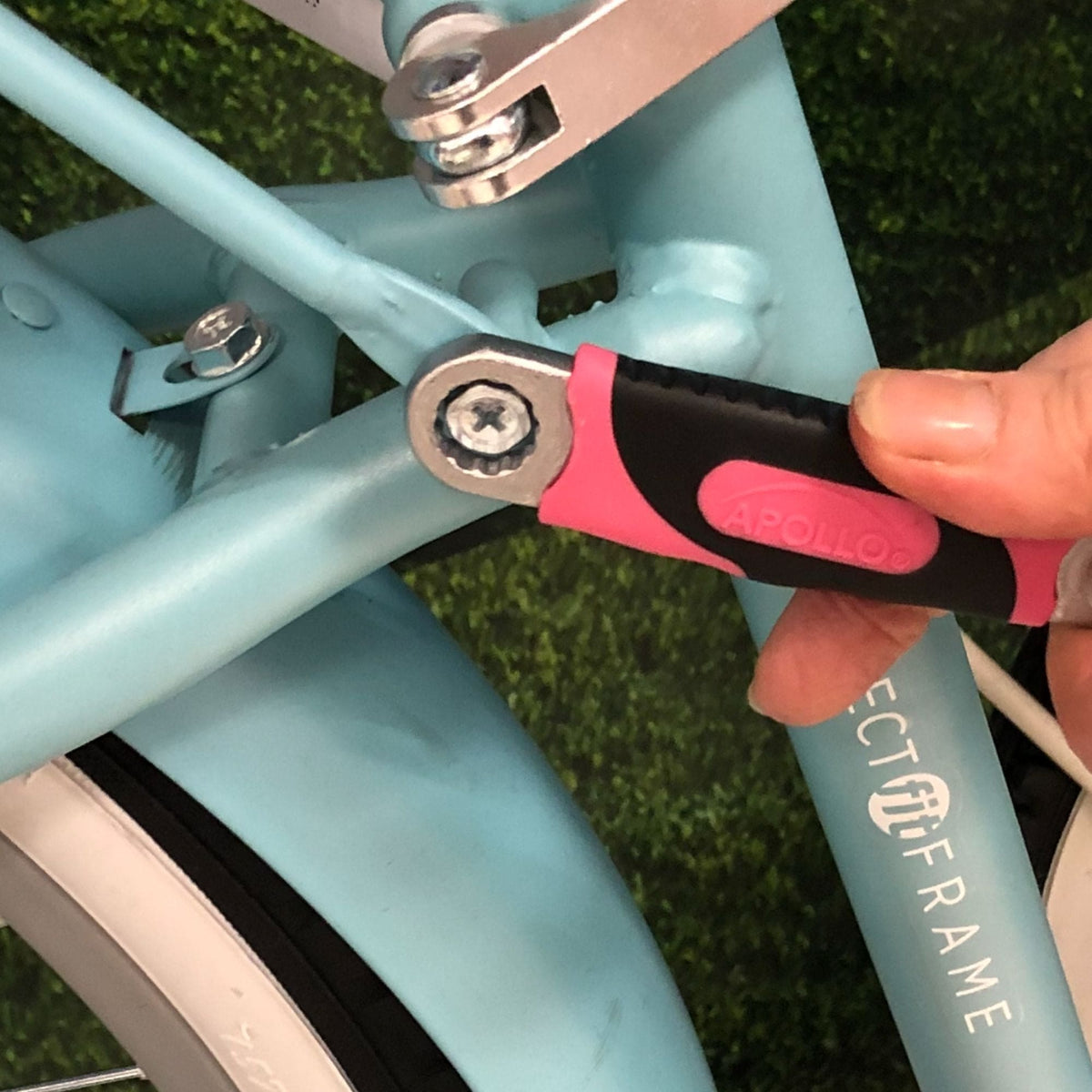 2 Adjustable Wrenches - Pink -