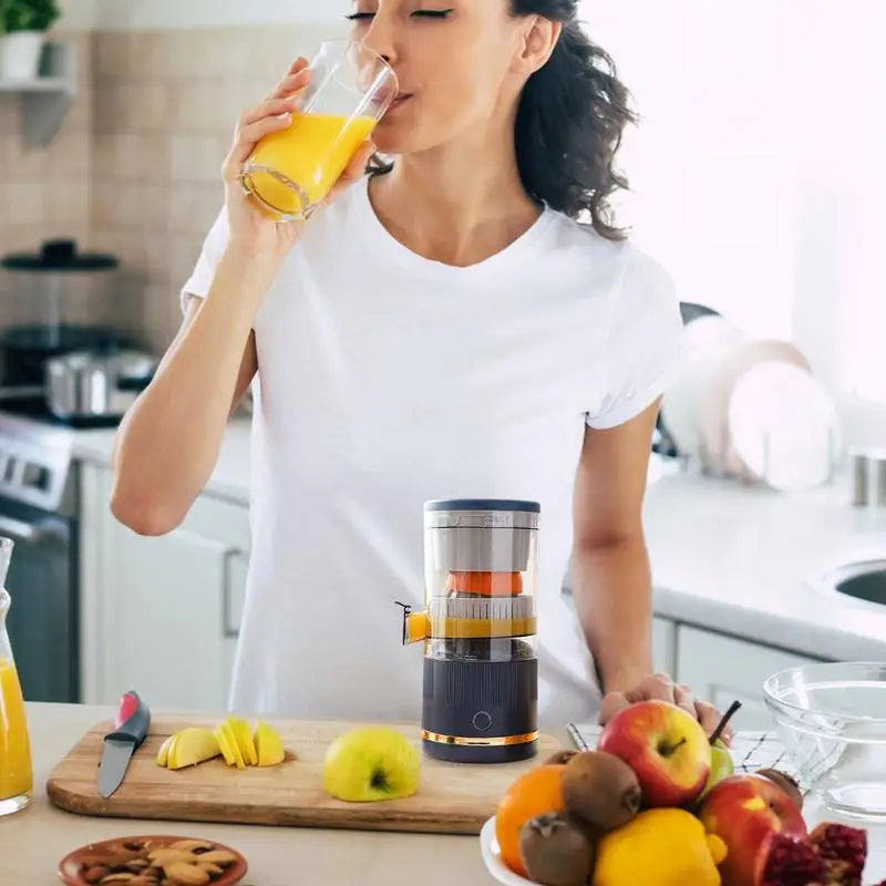 Electric Fruit Juicer Portable Single Auger Juicer Automatic Separation USB Charge Orange Lemon Fruit Vegetable Juice Extractor