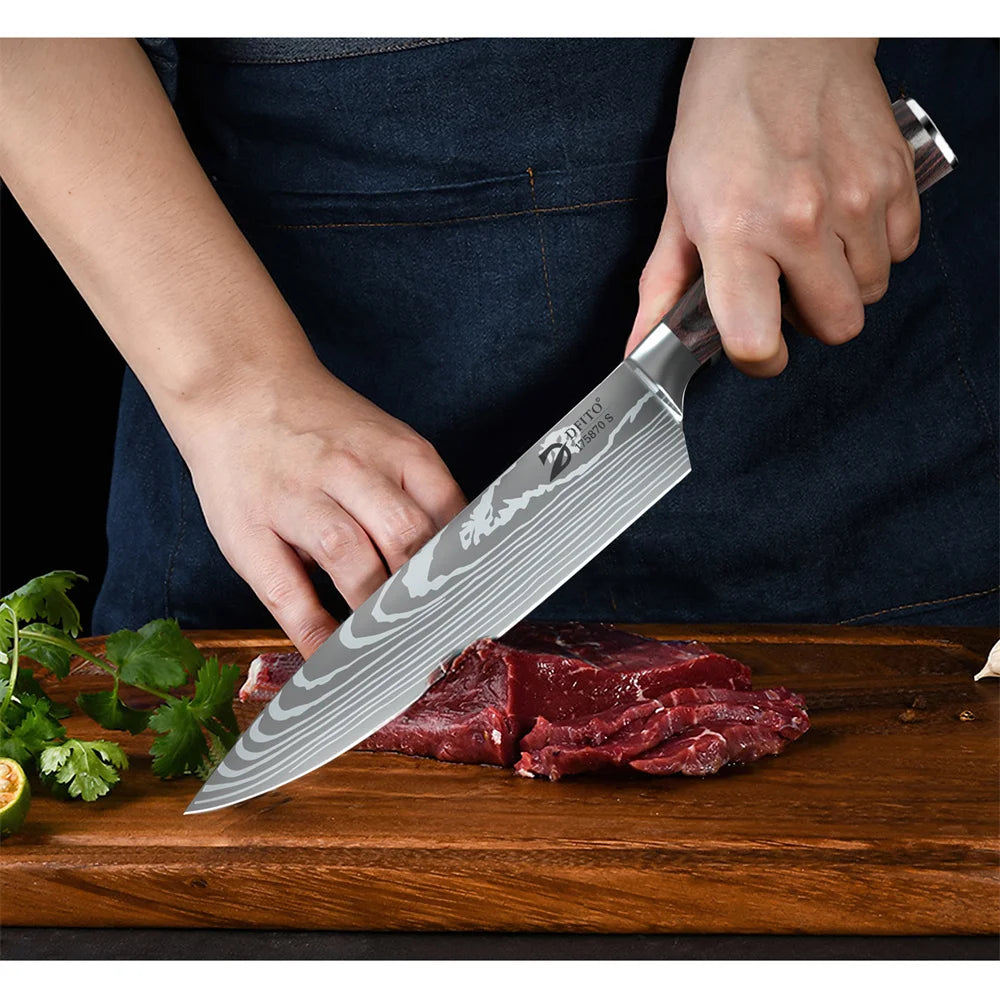 8PCS Damascus Stainless Steel Kitchen Knife Set Super Sharp Japanese Style Chef Santoku Cleaver Slicing Boning Utility Paring Knives Complete Cooking Cutlery Kit with Portable Protective Nylon Carry Bag for Home Kitchen Chef